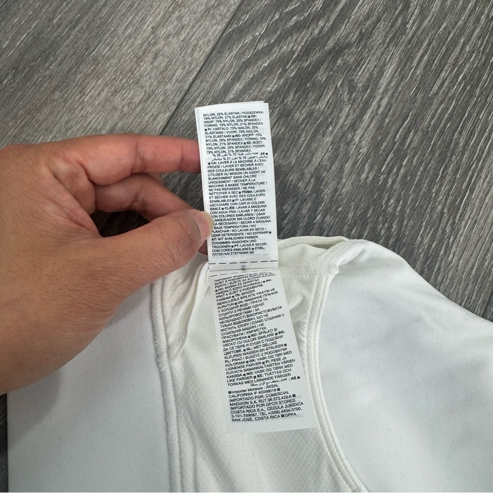 Athleta White Cross Back Sports Bra Size XL Strappy Racerback Yoga Bra EUC - Picture 10 of 13